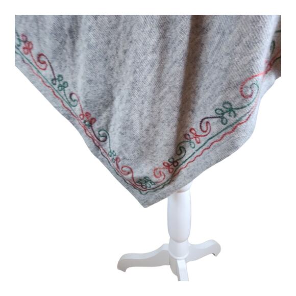 Pure 100% Cashmere Hand Embroidered Poncho Shaw - Picture 3 of 5